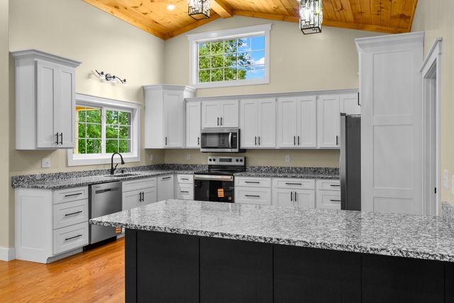 170 Laredo Drive, London, KY 40741