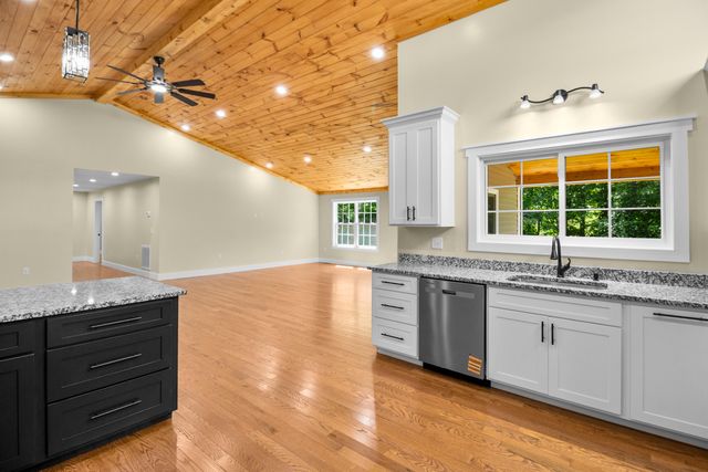 170 Laredo Drive, London, KY 40741