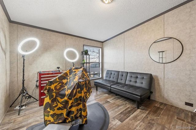 9400 Elm Court, Denver, CO 80260