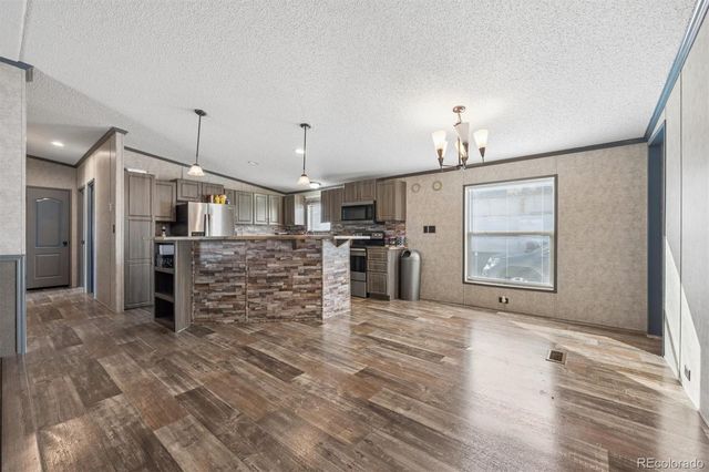 9400 Elm Court, Denver, CO 80260