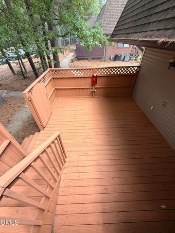 366 Summerwalk Circle, Chapel Hill, NC 27517