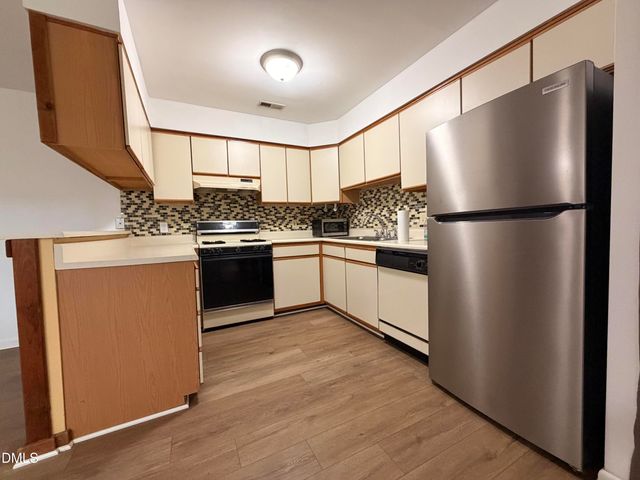 366 Summerwalk Circle, Chapel Hill, NC 27517
