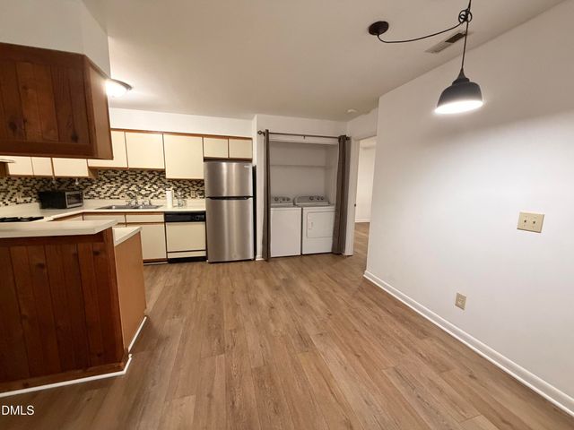 366 Summerwalk Circle, Chapel Hill, NC 27517