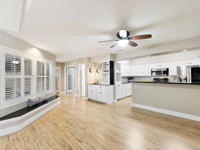 2723 Belmeade Drive, Carrollton, TX 75006