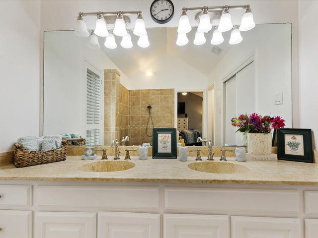 2723 Belmeade Drive, Carrollton, TX 75006