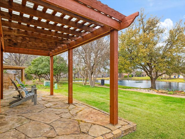 2723 Belmeade Drive, Carrollton, TX 75006