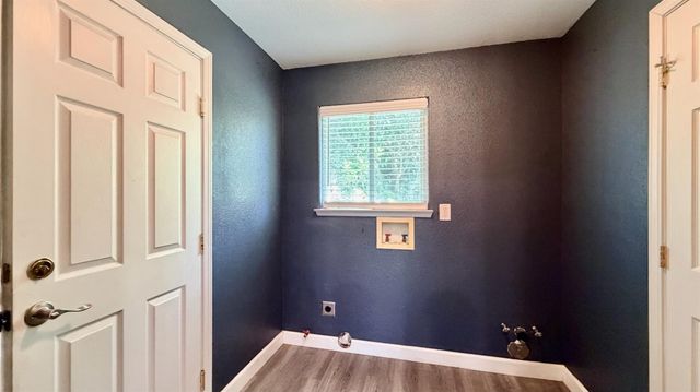 7557 Live Oak Drive, Sanger, CA 93657