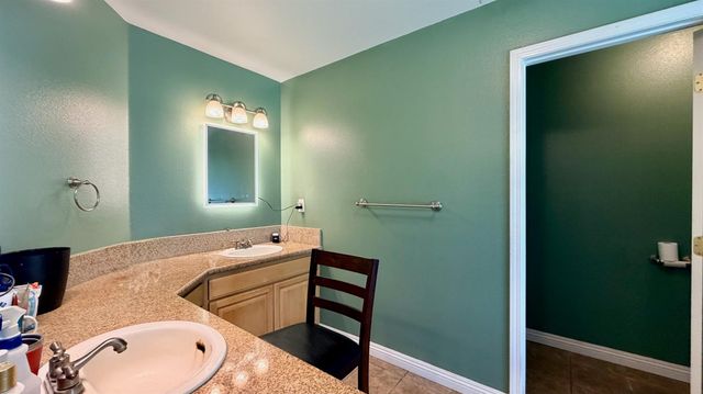 7557 Live Oak Drive, Sanger, CA 93657