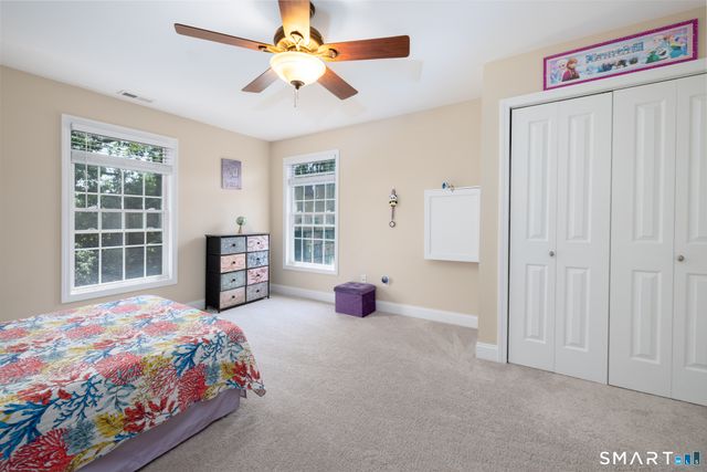 22 Crescent Street, West Hartford, CT 06119