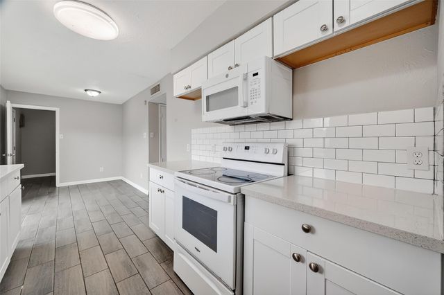 14034 Lourdes Drive, Houston, TX 77049