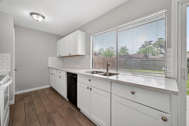 14034 Lourdes Drive, Houston, TX 77049