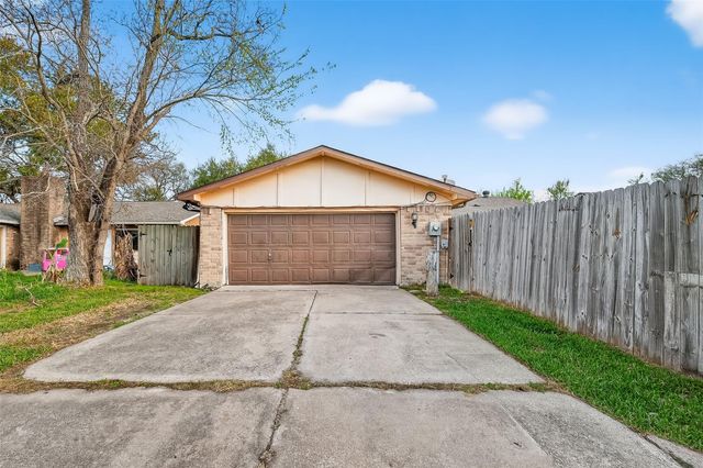 14034 Lourdes Drive, Houston, TX 77049