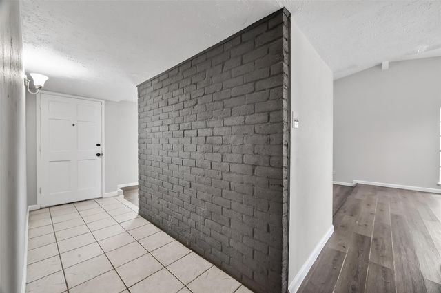 14034 Lourdes Drive, Houston, TX 77049