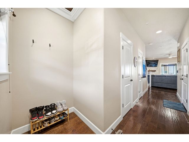 11447 Se FALCO St, Happy Valley, OR 97086