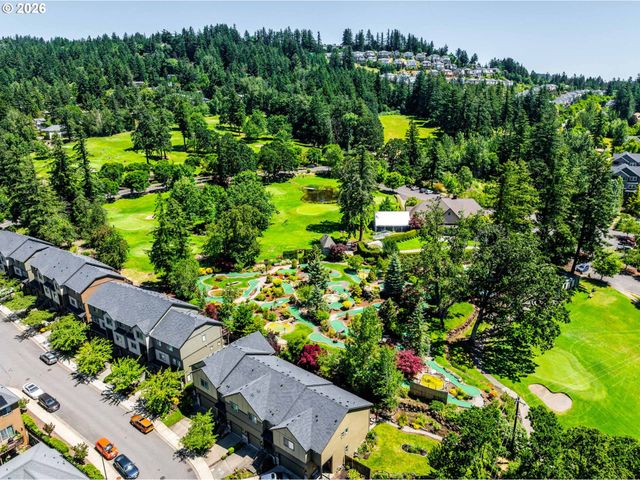 11447 Se FALCO St, Happy Valley, OR 97086