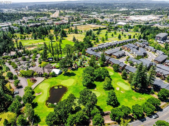11447 Se FALCO St, Happy Valley, OR 97086