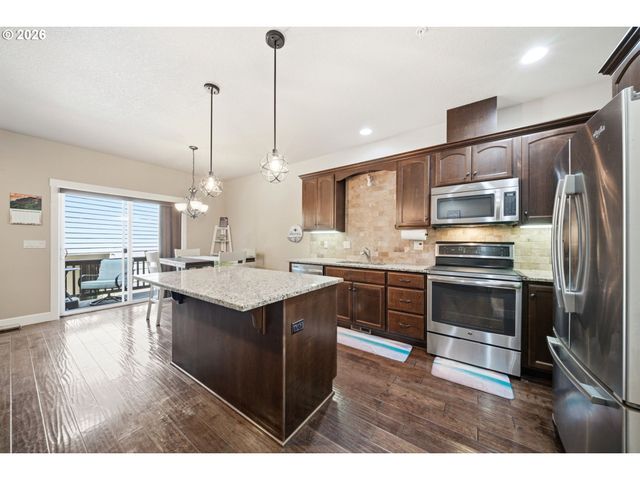 11447 Se FALCO St, Happy Valley, OR 97086
