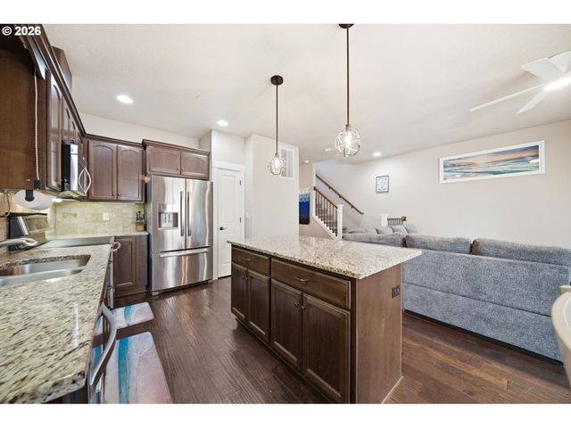 11447 Se FALCO St, Happy Valley, OR 97086