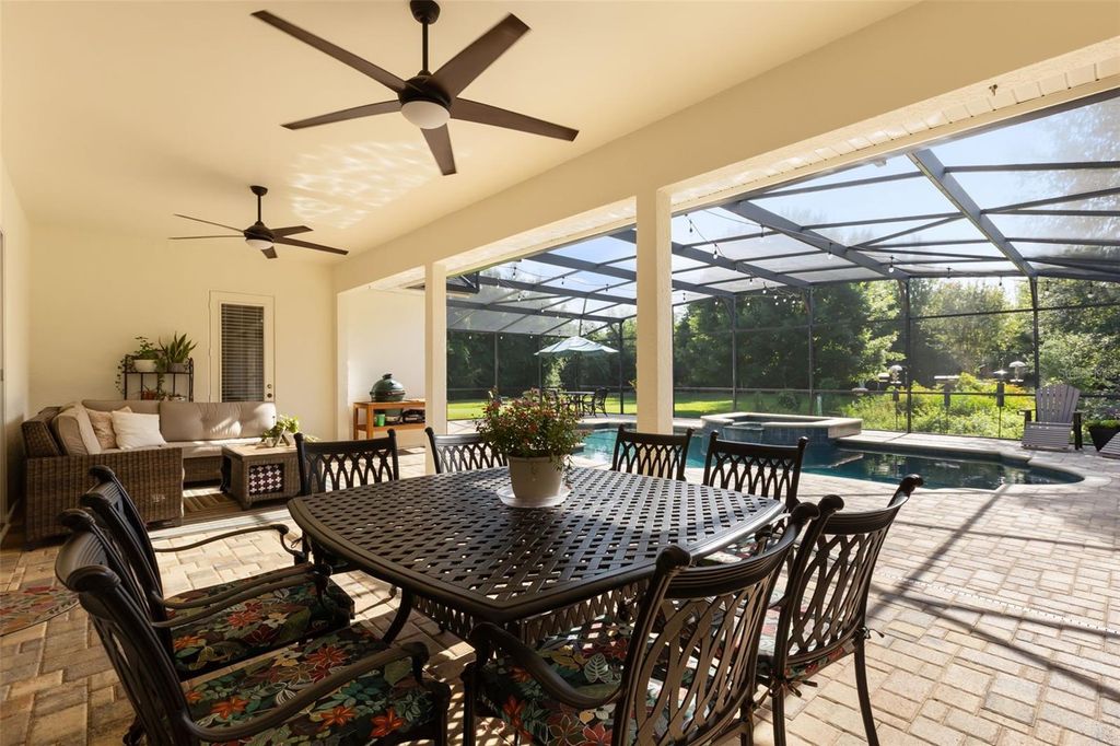 Image 29 of property listing at 9718 QUIET LANE, Winter Garden, FL 34787