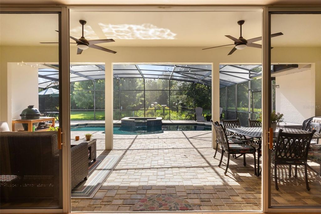 Image 30 of property listing at 9718 QUIET LANE, Winter Garden, FL 34787