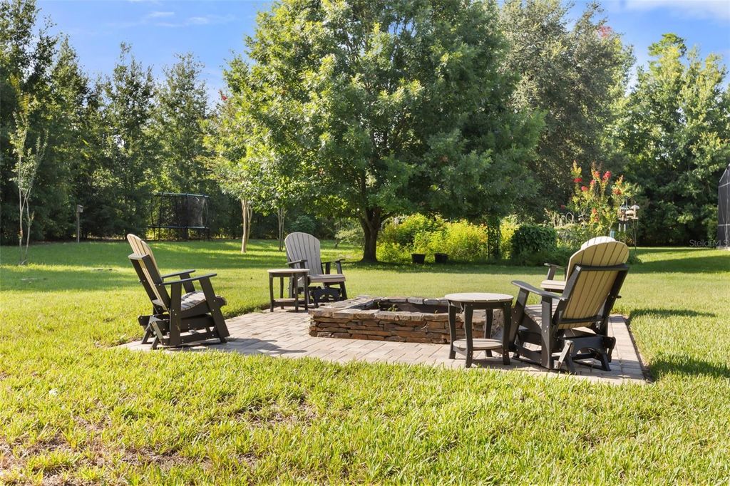 Image 35 of property listing at 9718 QUIET LANE, Winter Garden, FL 34787
