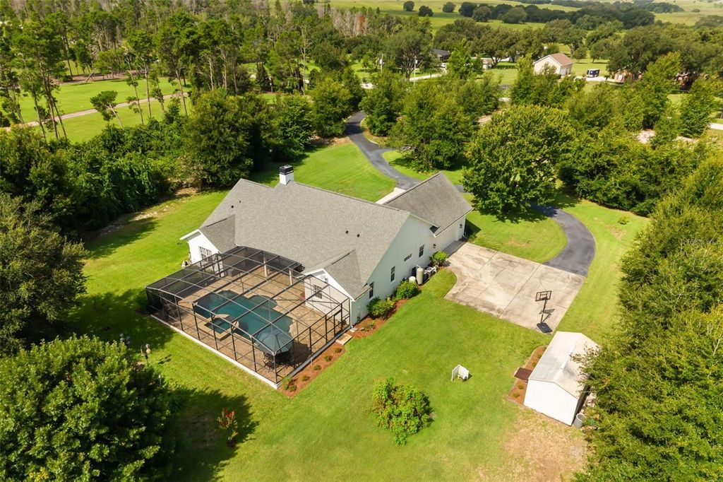 Image 42 of property listing at 9718 QUIET LANE, Winter Garden, FL 34787