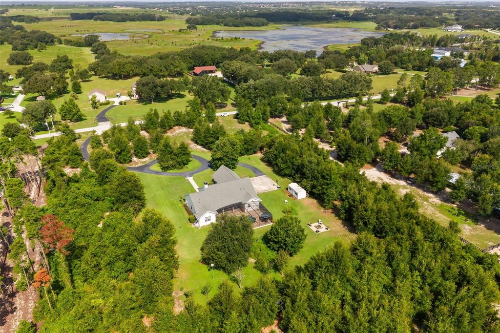 Image 46 of property listing at 9718 QUIET LANE, Winter Garden, FL 34787
