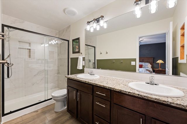8607 N James Dr, Spokane, WA 99208