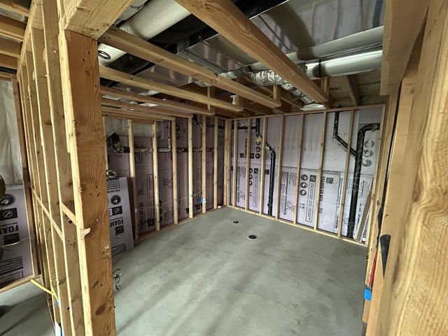 8607 N James Dr, Spokane, WA 99208