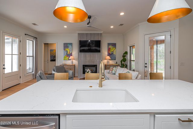 146 Woodburn Way, Pearl, MS 39208