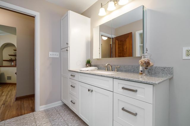 4381 Ingham Avenue, Columbus, OH 43214