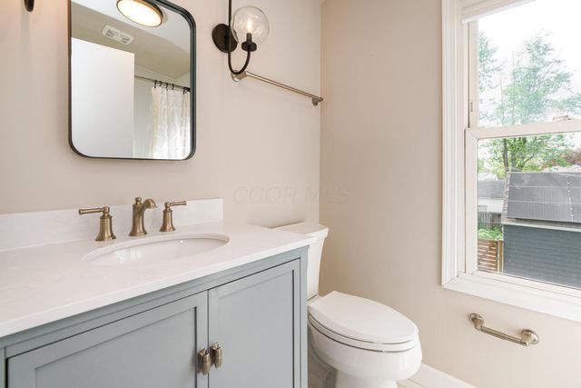 4381 Ingham Avenue, Columbus, OH 43214