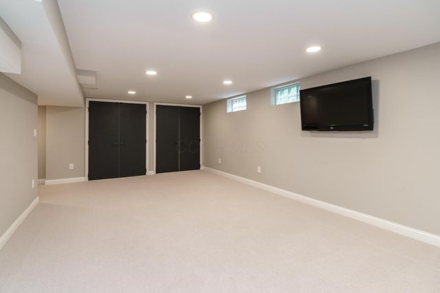 4381 Ingham Avenue, Columbus, OH 43214