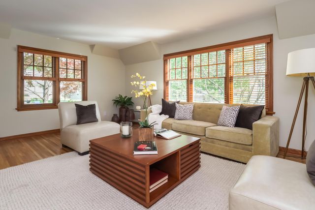 4381 Ingham Avenue, Columbus, OH 43214