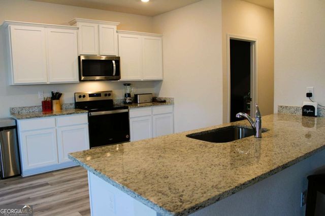 211 Beam Drive, Conyers, GA 30013