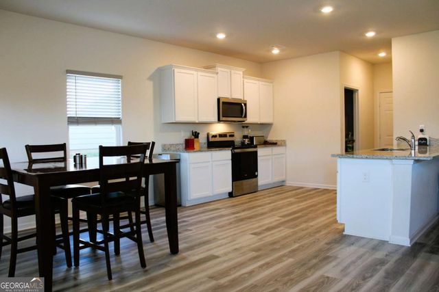 211 Beam Drive, Conyers, GA 30013