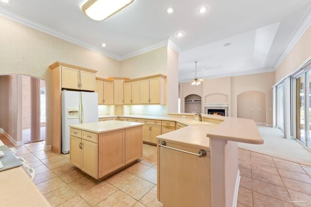 2739 Muirfield Dr, Navarre, FL 32566