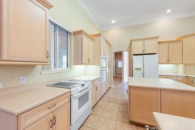 2739 Muirfield Dr, Navarre, FL 32566