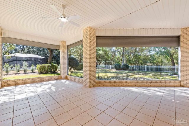 2739 Muirfield Dr, Navarre, FL 32566