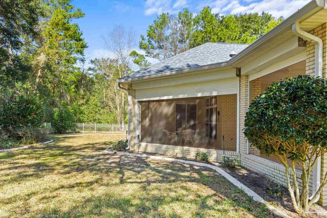 2739 Muirfield Dr, Navarre, FL 32566