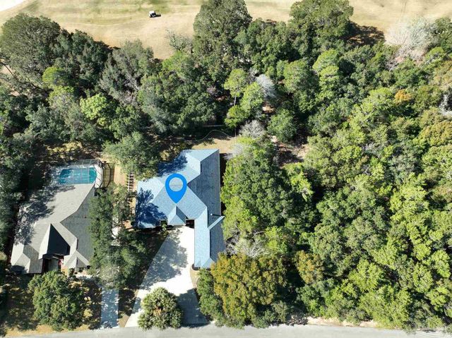 2739 Muirfield Dr, Navarre, FL 32566