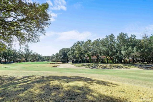 2739 Muirfield Dr, Navarre, FL 32566