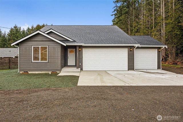 401 Pershing Avenue, Carbonado, WA 98323