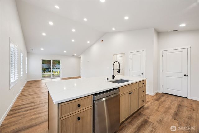 401 Pershing Avenue, Carbonado, WA 98323