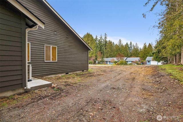 401 Pershing Avenue, Carbonado, WA 98323