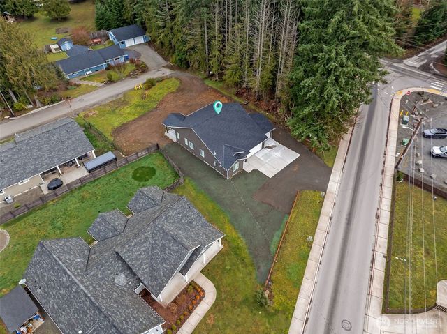 401 Pershing Avenue, Carbonado, WA 98323