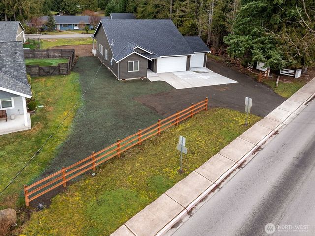 401 Pershing Avenue, Carbonado, WA 98323