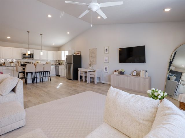 58994 Interlaken Street, Mattawan, MI 49071