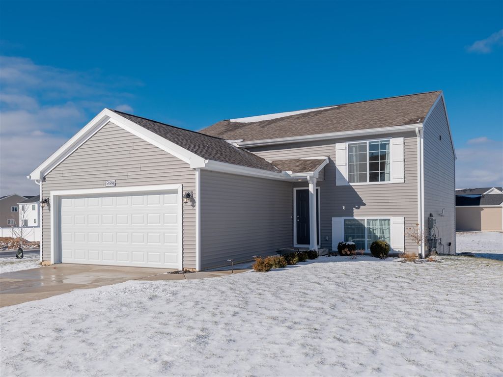 58994 Interlaken Street, Mattawan, MI 49071