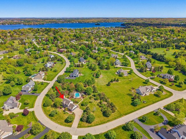 278 Mulberry DRIVE, Delafield, WI 53018